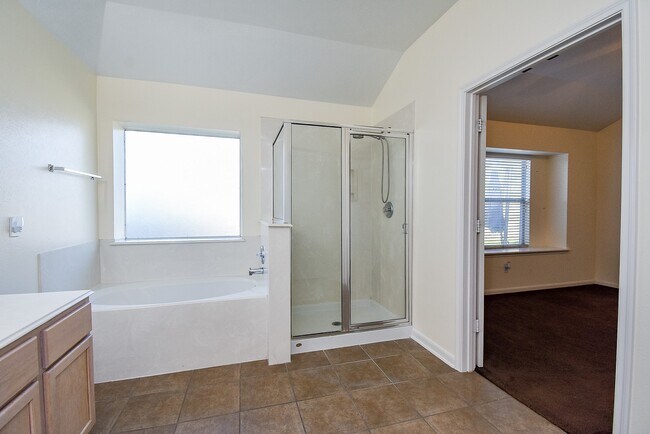 Building Photo - 20802 Oak Rain Ct