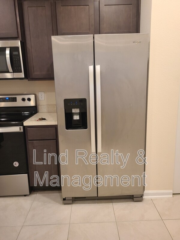 Building Photo - 7737 Legacy Trl