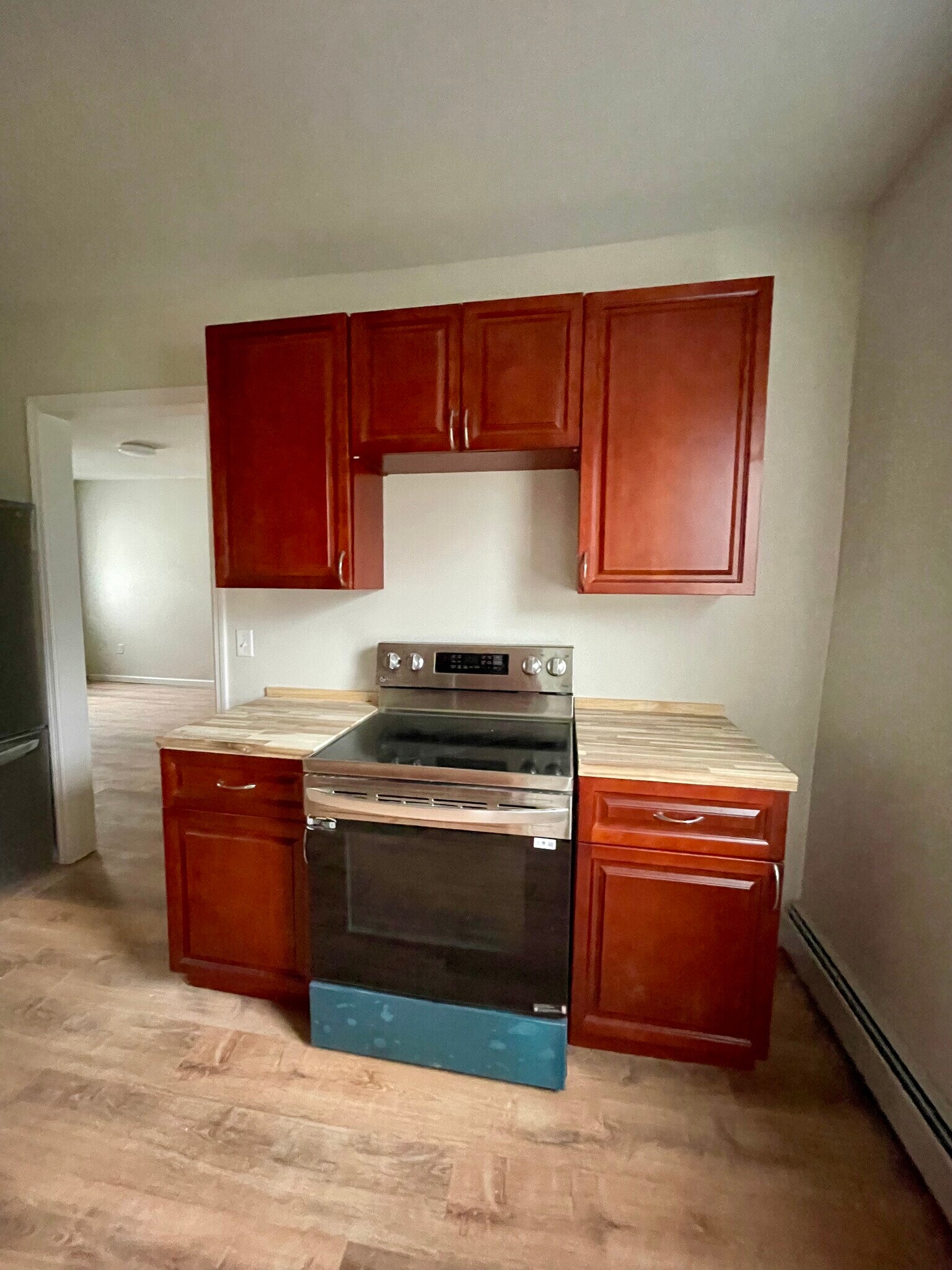 Building Photo - 720 Marion St