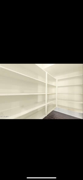 Building Photo - 1105 S 201st Dr