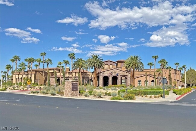 Building Photo - 505 Punto Vallata Dr