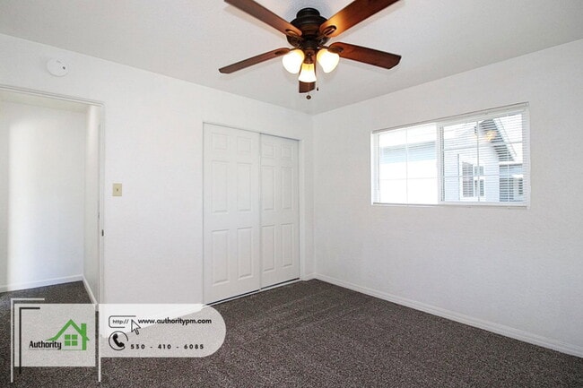 Building Photo - 2176 Oxford Rd