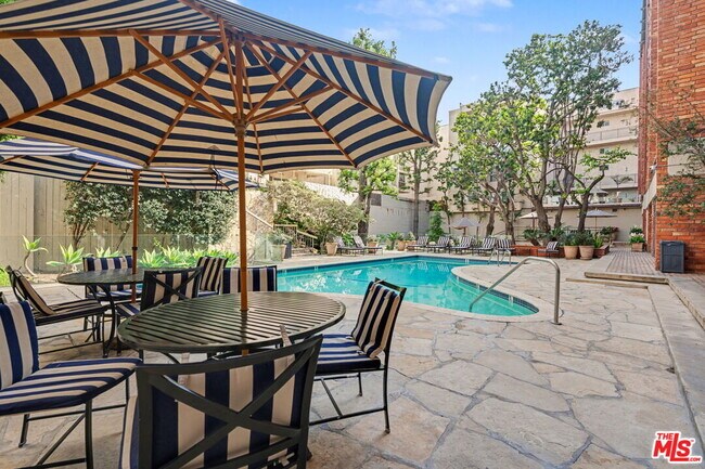 Building Photo - 1440 Veteran Ave