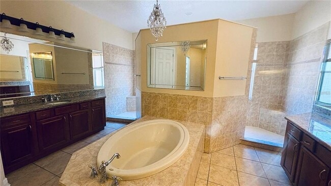 Building Photo - 10547 Martinique Isle Dr