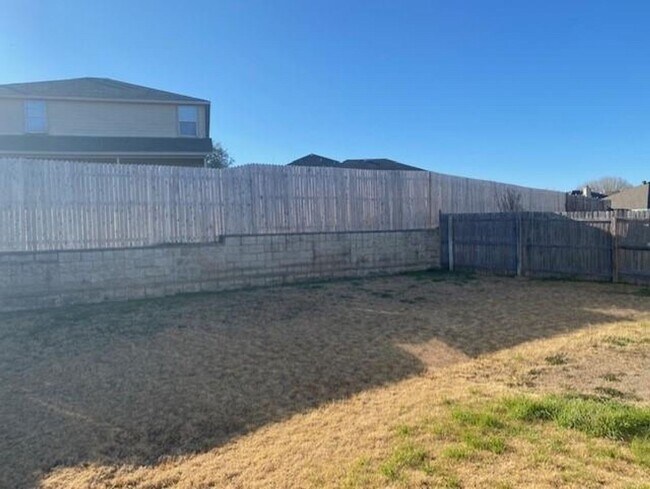 Building Photo - SUPER HOME IN SENDERA RANCH!