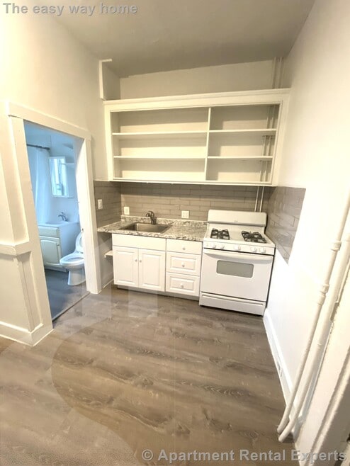 Building Photo - 150 5th St