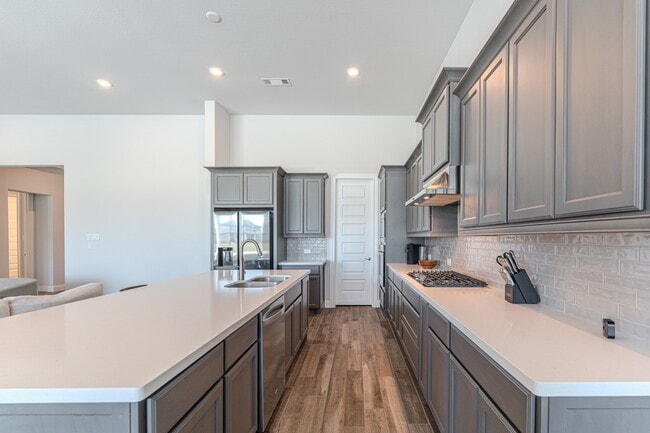 Building Photo - 25018 Pavonia Lake Ln