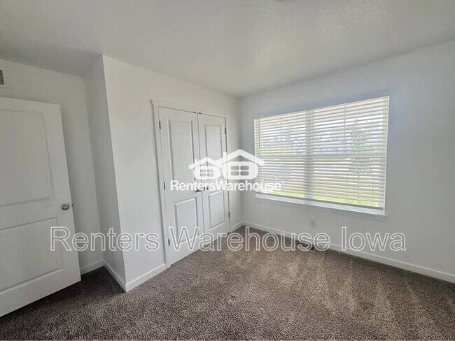 Building Photo - 4195 Cheyenne Ct