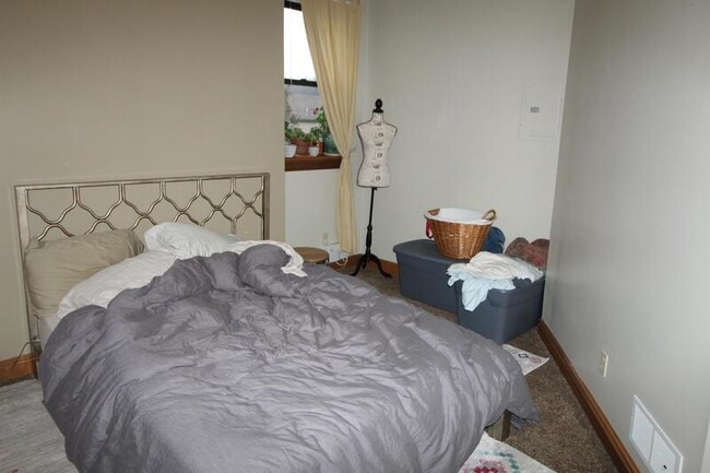 Building Photo - 1112 Sheffield St