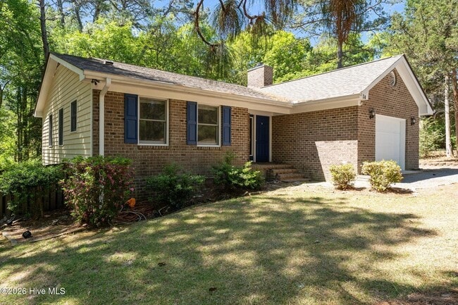 Building Photo - 24 Spring Lake Dr