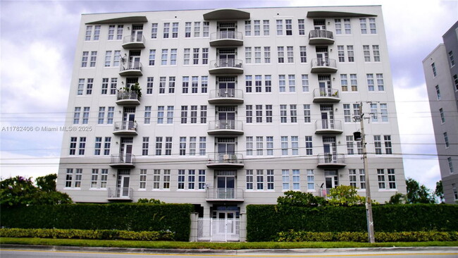 Primary Photo - 1789 NE Miami Gardens Dr