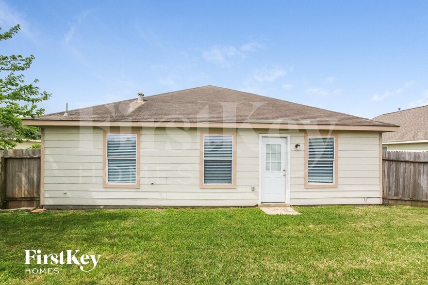 Building Photo - 8110 Berkely Ct