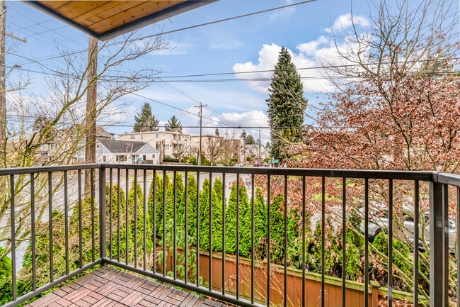 Building Photo - 1103 NW 85th St