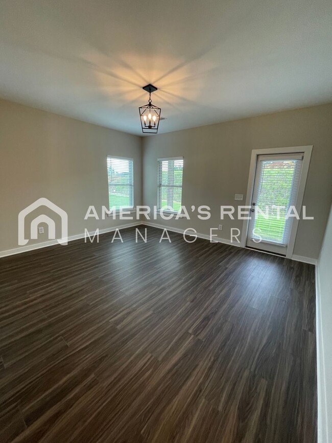 Building Photo - Home for Rent in Tuscaloosa, AL!!! View wi...