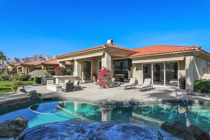 Building Photo - 80335 Merion