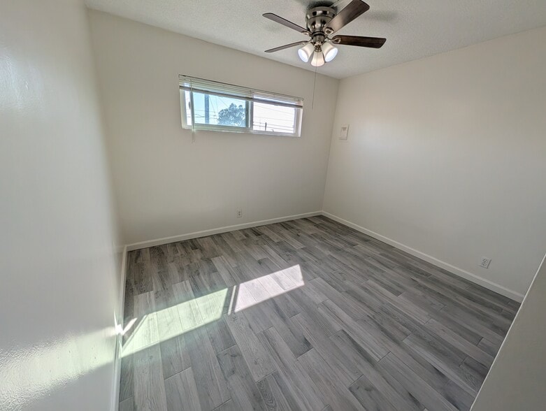 Building Photo - 11752 Coldbrook Ave