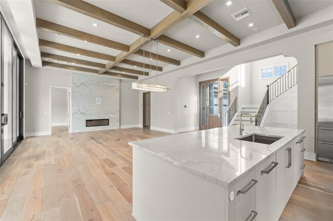 Building Photo - 4162 Grande Brick Lp