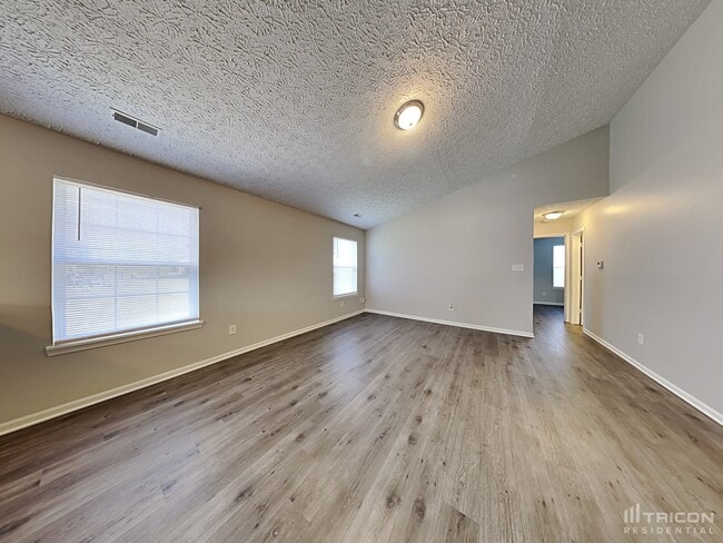 Building Photo - 2613 Cooper Pointe Cir