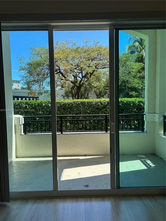 Building Photo - 600 W Las Olas Blvd