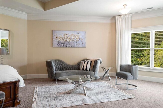 Building Photo - 6552 Long Acres Dr