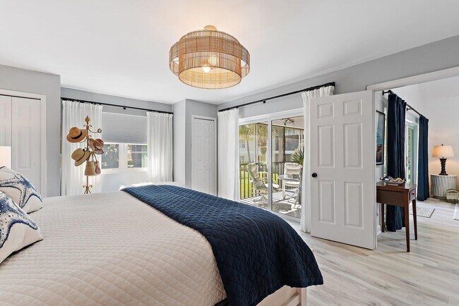 Building Photo - 4161 S US Hwy 1