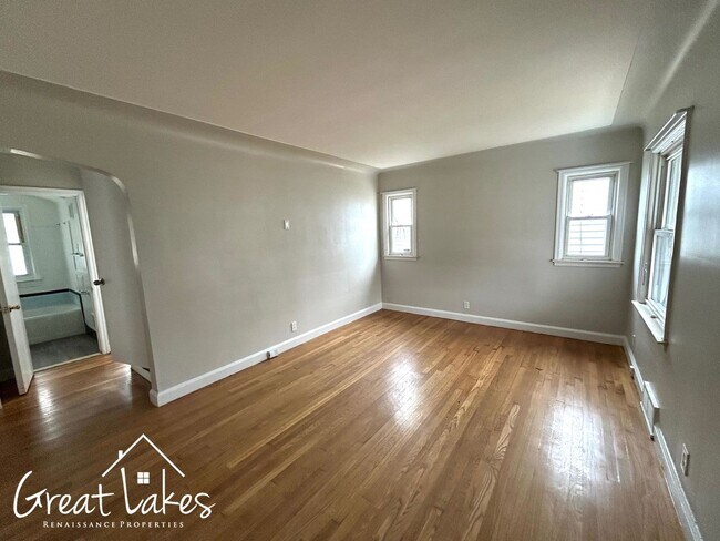 Building Photo - Lovely 3 Bedroom 2 Bathroom now available for rent!