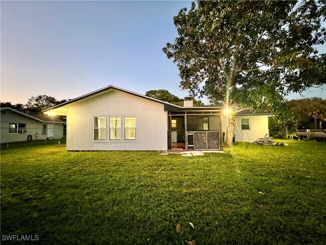 Building Photo - 3586 Croton Rd