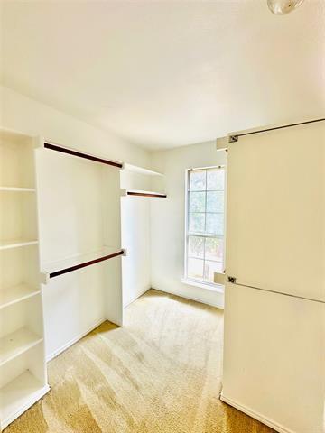 Building Photo - 9300 Hunter Chase Dr