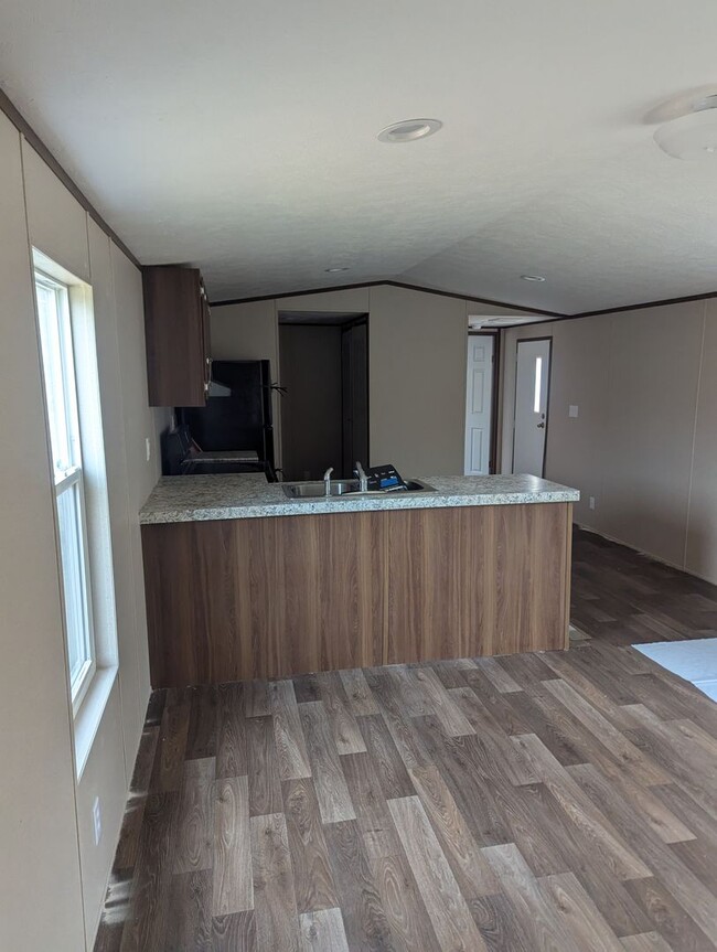 Building Photo - Brand new 3 bed 2 bath home for rent.