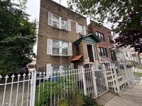 Building Photo - 479 S 20th St