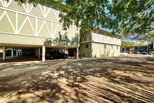 Building Photo - 4306 Avenue A