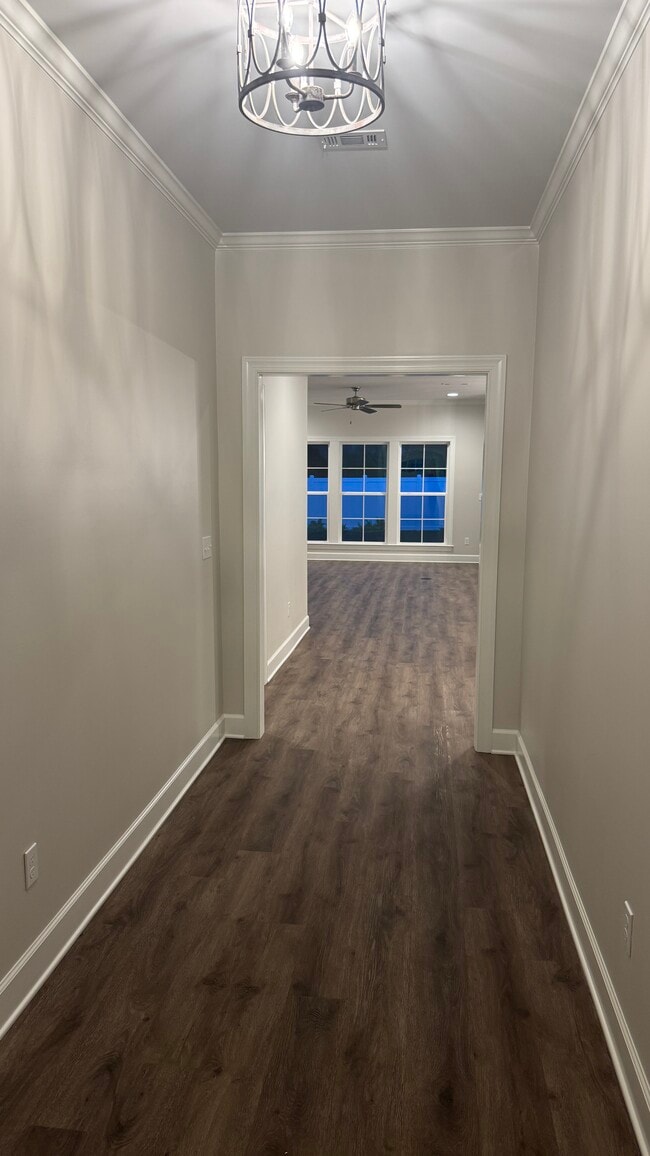 Building Photo - 113 Elliott Dr