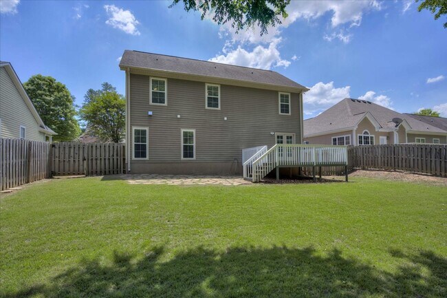 Building Photo - 4122 Chastain Dr