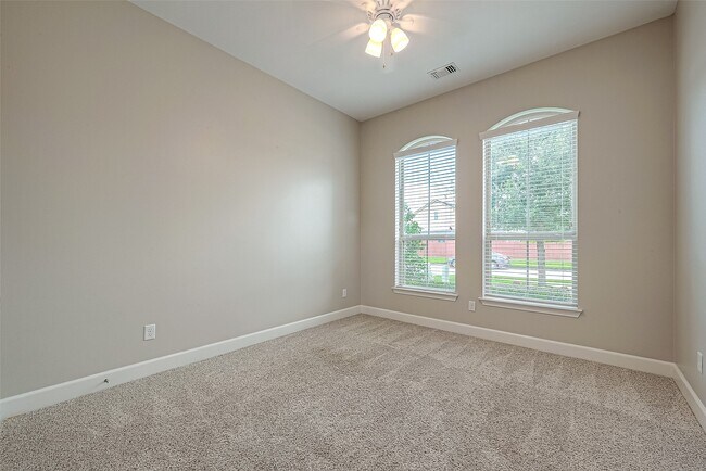 Building Photo - 6527 Camillia Ct