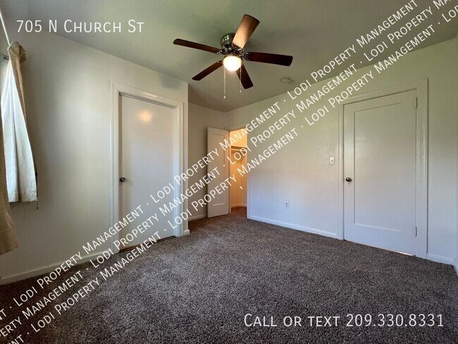 Building Photo - 705 N Church St