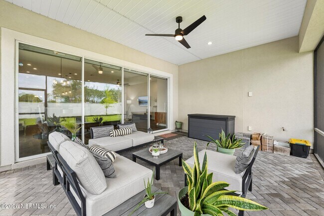 Building Photo - 10223 Silverbrook Trl