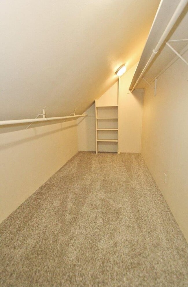 Building Photo - Charming Home in Caldwell