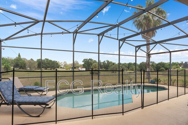 Building Photo - 825 Wildflower Rd