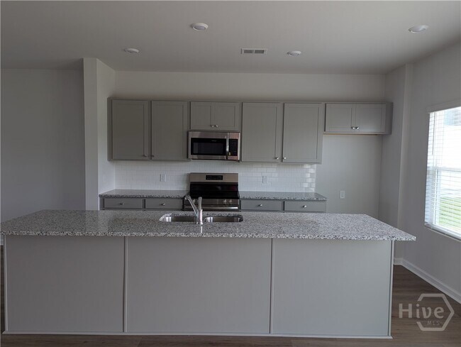 Building Photo - 115 Stillhouse Dr