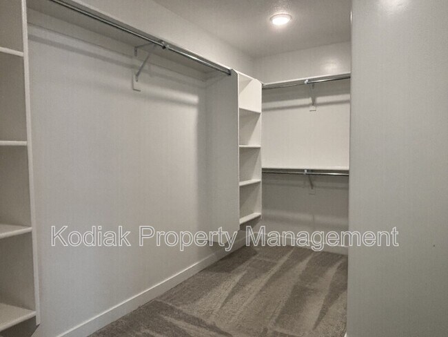 Building Photo - 12724 S Quail Lake Dr