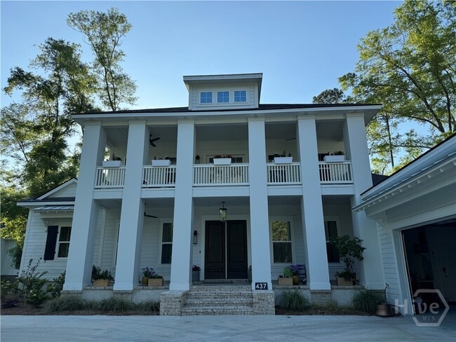 Building Photo - 437 Bear River Dr