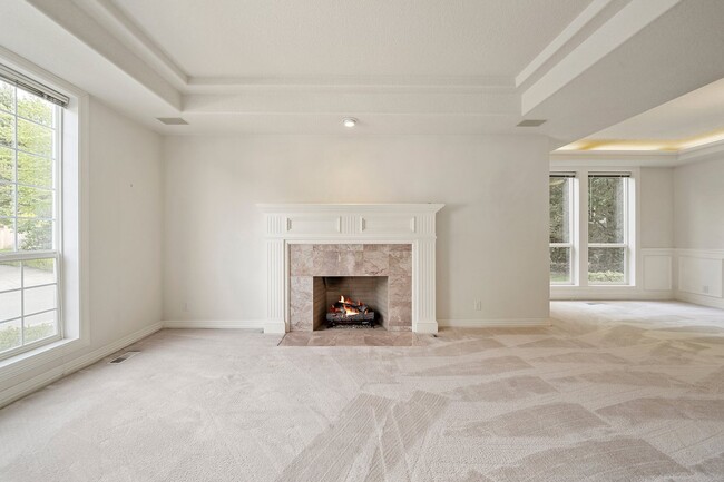 Building Photo - 2284 NW Wheatfield Way
