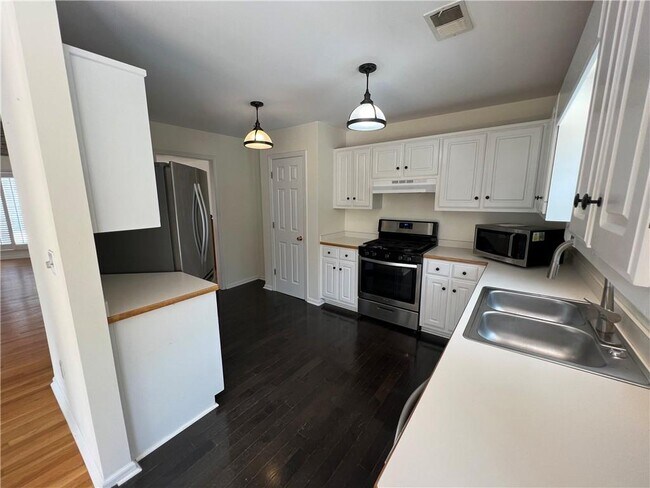 Building Photo - 4715 Deer Crossing Ct