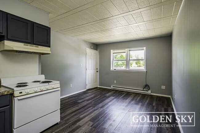 Building Photo - 1223 S Franklin St