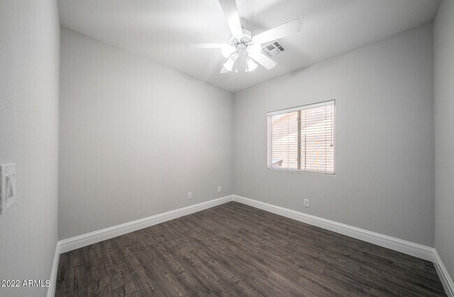 Building Photo - 3649 S Loback Ln