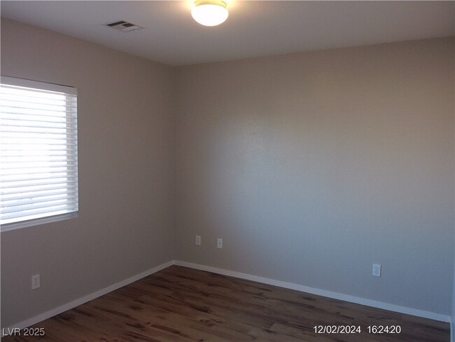 Building Photo - 7560 Mission Palm St