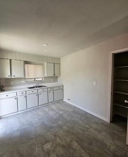 Building Photo - 3837 Mt Pleasant St