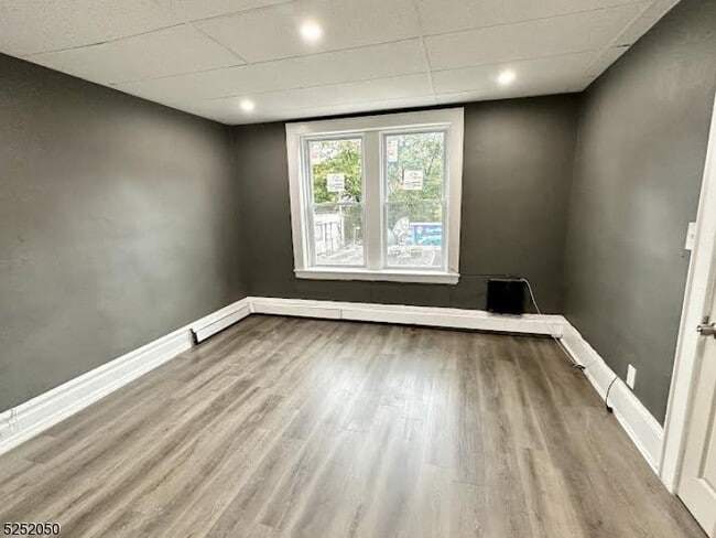 Building Photo - 310 Orange Rd