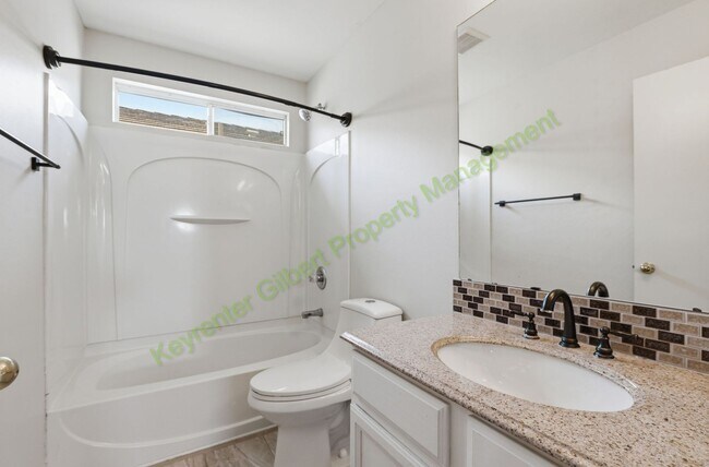 Building Photo - Beautiful Gilbert Home on a Corner Lot in Prime Location – Modern Comfort & Functional Living!