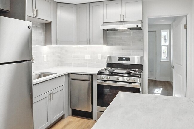 Building Photo - 1364 Lafayette St